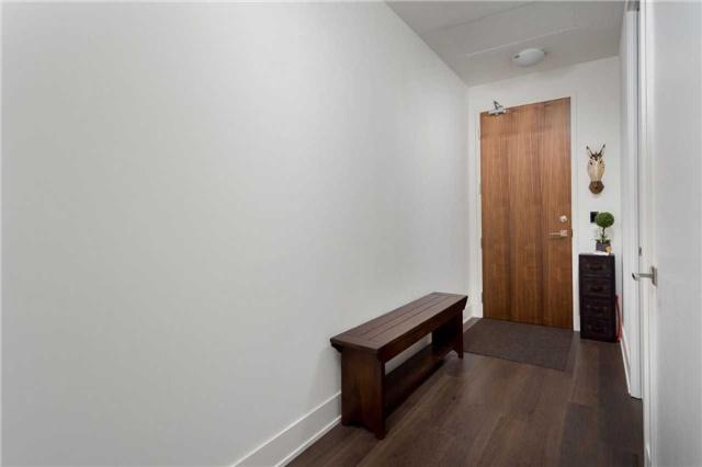 509 - 111 St Clair Ave W, Condo with 2 bedrooms, 2 bathrooms and 1 parking in Toronto ON | Image 4