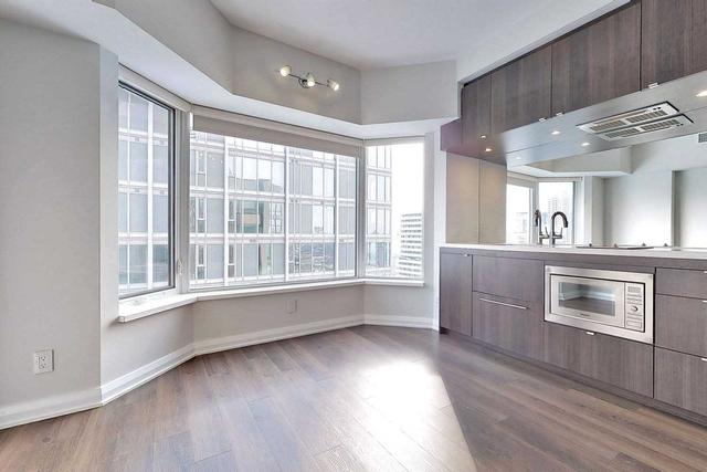 3111 - 155 Yorkville Ave, Condo with 1 bedrooms, 1 bathrooms and 0 parking in Toronto ON | Image 1