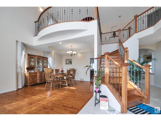 507 Ozerna Rd Nw, House detached with 5 bedrooms, 4 bathrooms and null parking in Edmonton AB | Image 5