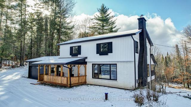 900b New Carlow Rd, House detached with 3 bedrooms, 3 bathrooms and 6 parking in Hastings Highlands ON | Image 27