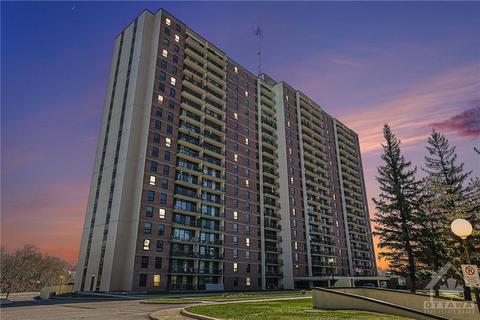 907 - 665 Bathgate Drive, Condo with 2 bedrooms, 1 bathrooms and 1 parking in Ottawa ON | Card Image