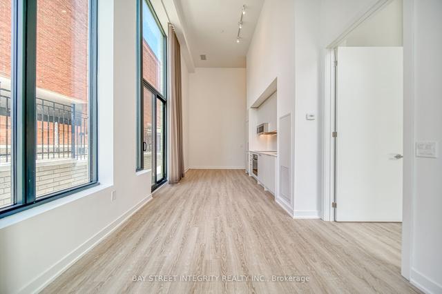 109 - 250 Lawrence Ave W, Condo with 2 bedrooms, 2 bathrooms and 0 parking in Toronto ON | Image 10