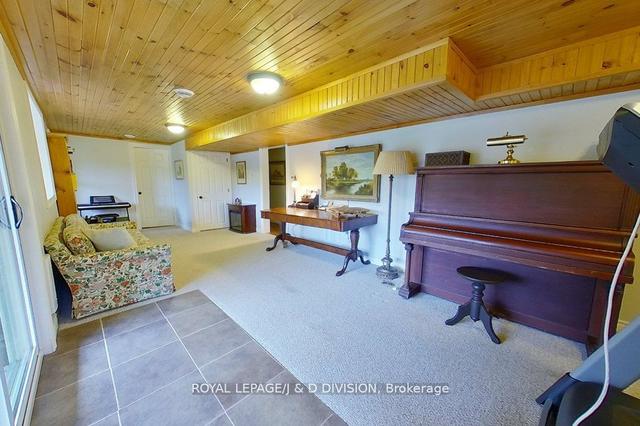 50 Fire Route 10b, House detached with 2 bedrooms, 2 bathrooms and 10 parking in North Kawartha ON | Image 10