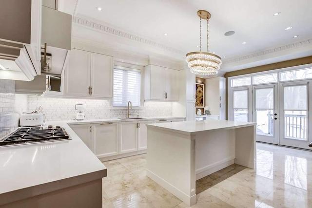 83 Upper Canada Dr, House detached with 5 bedrooms, 8 bathrooms and 6 parking in Toronto ON | Image 28