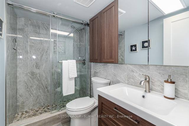 1404 - 820 Burnhamthorpe Rd, Condo with 2 bedrooms, 2 bathrooms and 2 parking in Toronto ON | Image 25