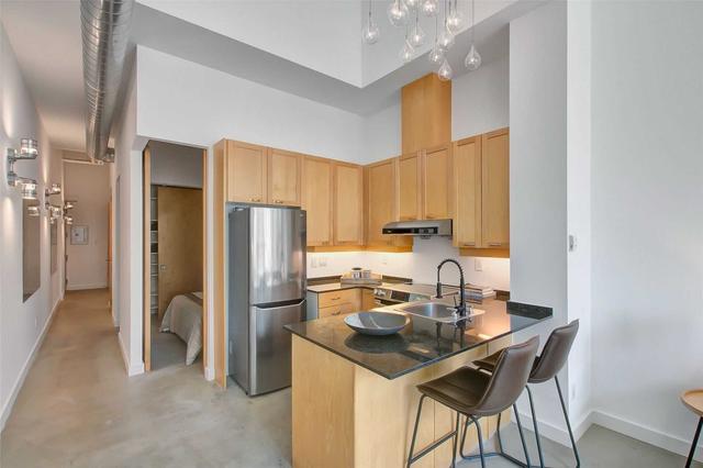 501 - 135 Dalhousie St, Condo with 2 bedrooms, 1 bathrooms and 2 parking in Toronto ON | Image 8