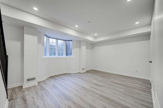 th2 - 11 Niagara St, Townhouse with 3 bedrooms, 2 bathrooms and 1 parking in Toronto ON | Image 17