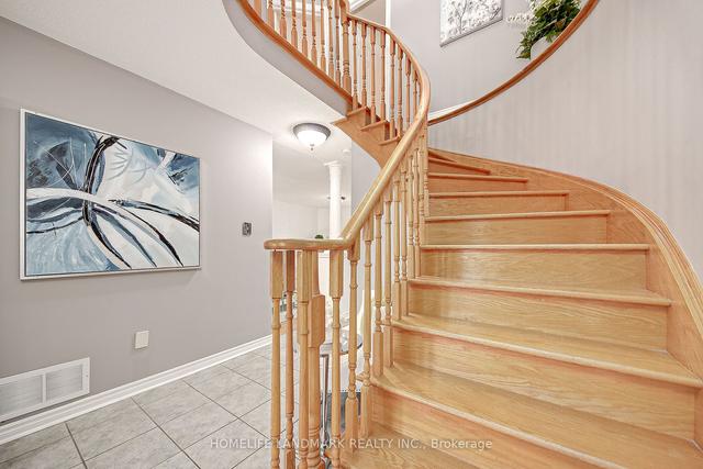 49 Eaglestone Lane, House detached with 4 bedrooms, 3 bathrooms and 6 parking in Barrie ON | Image 7