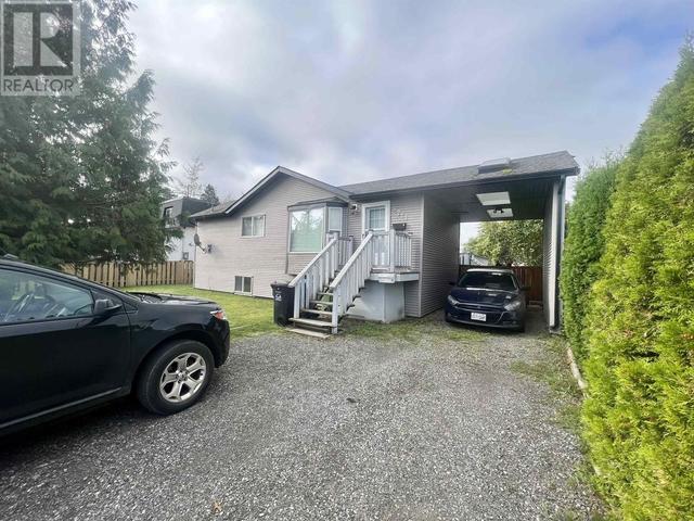 2711 Cramer Street, House detached with 5 bedrooms, 2 bathrooms and null parking in Terrace BC | Image 1