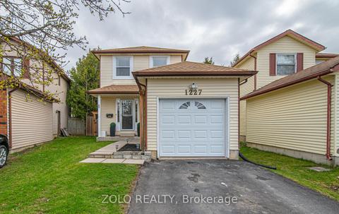 1227 Huntington Circ, House detached with 3 bedrooms, 2 bathrooms and 3 parking in Peterborough ON | Card Image