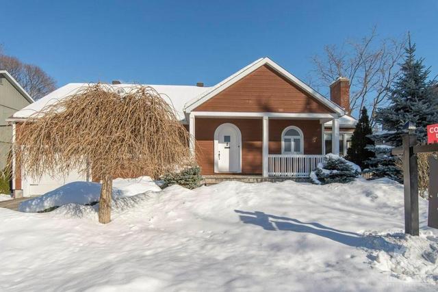 449 Westminster Avenue, House detached with 3 bedrooms, 3 bathrooms and 6 parking in Ottawa ON | Image 1