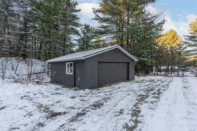 1298 Reay Rd E, House detached with 3 bedrooms, 1 bathrooms and 12 parking in Gravenhurst ON | Image 37