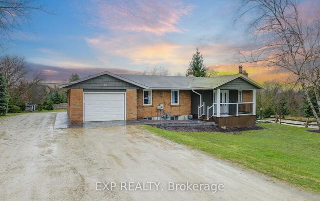 97 Wellington St N, House detached with 5 bedrooms, 3 bathrooms and 7 parking in Mapleton ON | Image 12