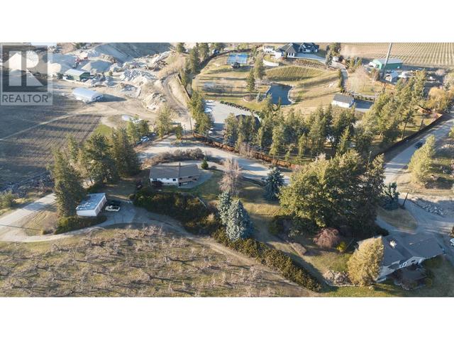 3975 Todd Road, House detached with 4 bedrooms, 2 bathrooms and 10 parking in Kelowna BC | Image 47