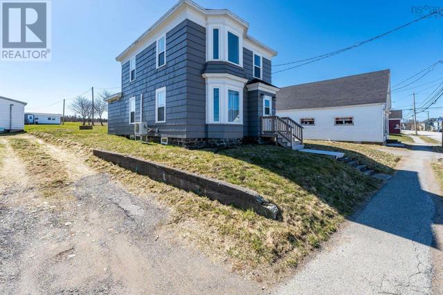 8214 Highway 1, House detached with 3 bedrooms, 2 bathrooms and null parking in Clare NS | Image 44