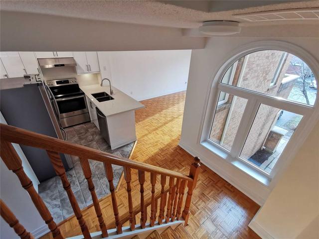 36 - 45 Bristol Rd E, Townhouse with 3 bedrooms, 3 bathrooms and 3 parking in Mississauga ON | Image 6