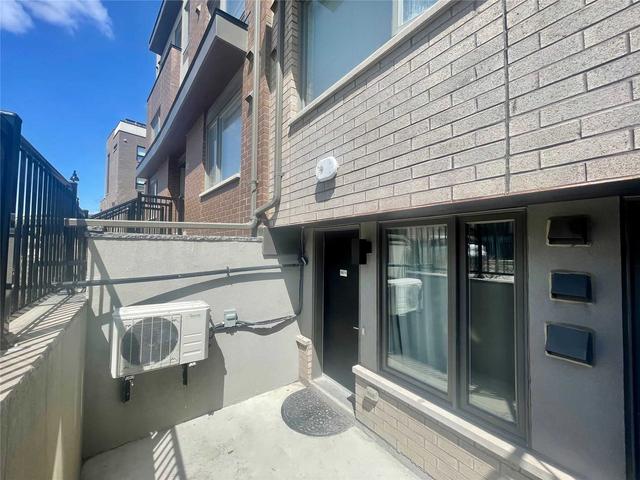 1 - 187 William Duncan Rd, Townhouse with 1 bedrooms, 1 bathrooms and 1 parking in Toronto ON | Image 18