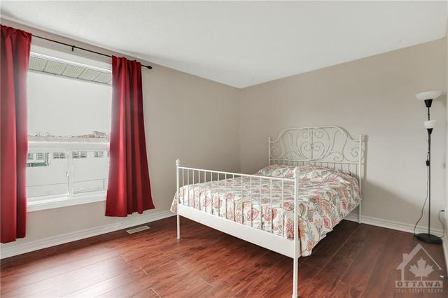 1943 Greenway Park Lane, Townhouse with 3 bedrooms, 2 bathrooms and 2 parking in Ottawa ON | Image 20