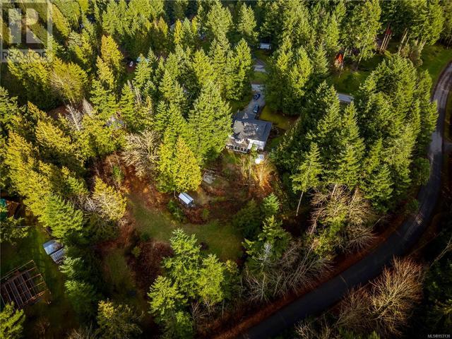 2704 Bonnie Pl, House detached with 6 bedrooms, 4 bathrooms and 6 parking in Cowichan Valley B BC | Image 11