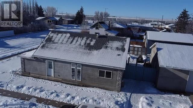 131 And 135 2 Avenue S, House detached with 1 bedrooms, 1 bathrooms and 5 parking in Champion AB | Image 7