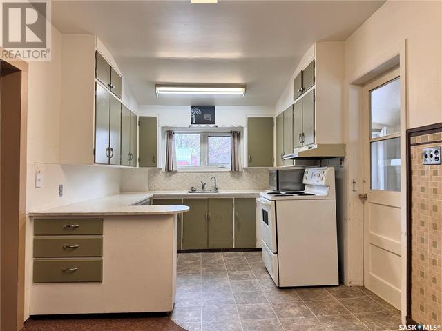 309 A Avenue E, House detached with 2 bedrooms, 1 bathrooms and null parking in Wynyard SK | Image 2