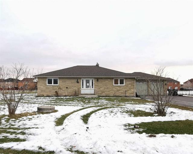 3827 Castlemore Rd, House detached with 3 bedrooms, 2 bathrooms and 3 parking in Brampton ON | Image 1