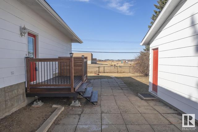 4814 51 Av, House detached with 4 bedrooms, 2 bathrooms and null parking in Cold Lake AB | Image 27