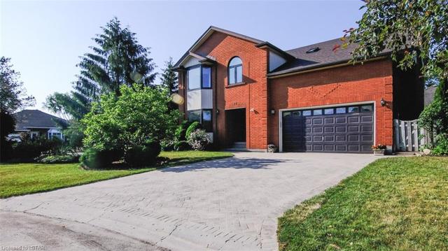 94 Masonville Court, House detached with 4 bedrooms, 4 bathrooms and 6 parking in London ON | Image 3