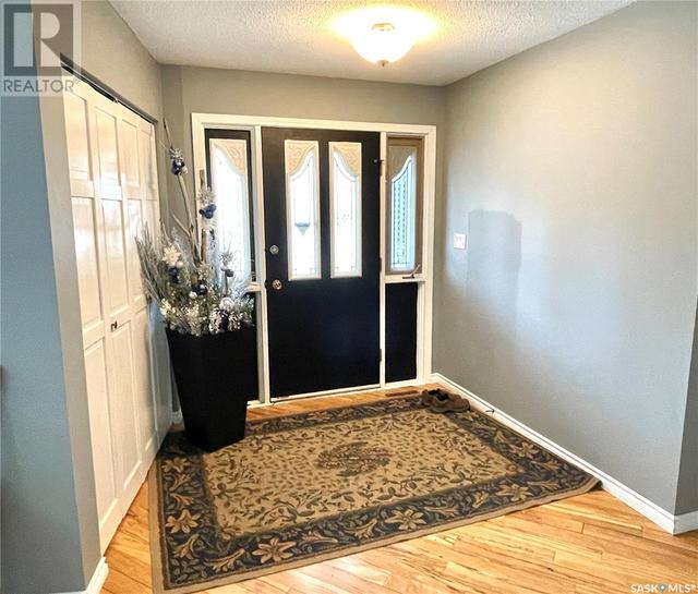 2550 Cardinal Crescent, House detached with 3 bedrooms, 4 bathrooms and null parking in North Battleford CY SK | Image 5