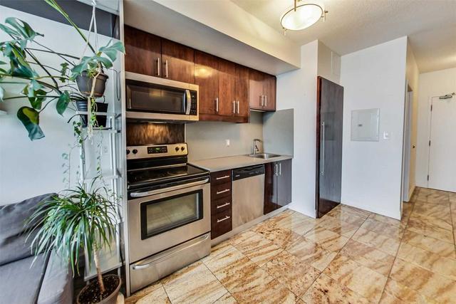 915 - 2464 Weston Rd, Condo with 1 bedrooms, 1 bathrooms and 1 parking in Toronto ON | Image 12