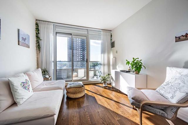 709 - 500 St Clair Ave W, Condo with 1 bedrooms, 1 bathrooms and 0 parking in Toronto ON | Image 25