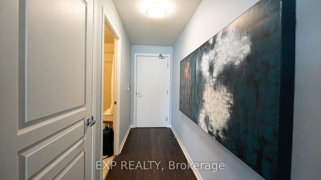 2214 - 352 Front St W, Condo with 2 bedrooms, 2 bathrooms and 0 parking in Toronto ON | Image 1