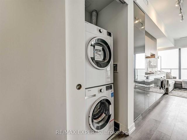 4001 - 161 Roehampton Ave, Condo with 1 bedrooms, 1 bathrooms and 1 parking in Toronto ON | Image 24
