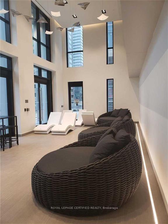 2907 - 1 Yorkville Ave, Condo with 1 bedrooms, 1 bathrooms and 0 parking in Toronto ON | Image 8