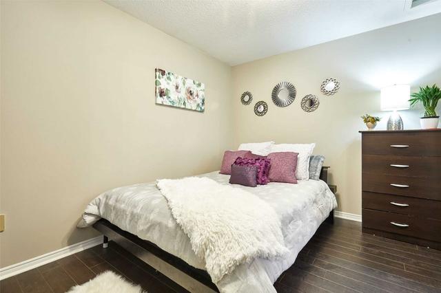 1632 Fairfield Cres, House detached with 3 bedrooms, 3 bathrooms and 4 parking in Pickering ON | Image 13