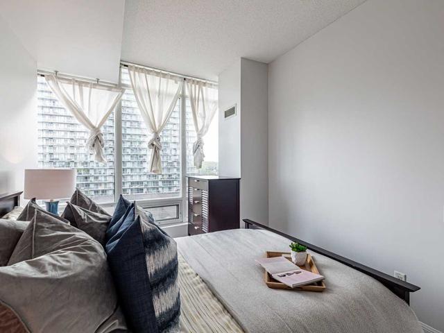 711 - 15 Windermere Ave, Condo with 1 bedrooms, 1 bathrooms and 1 parking in Toronto ON | Image 9