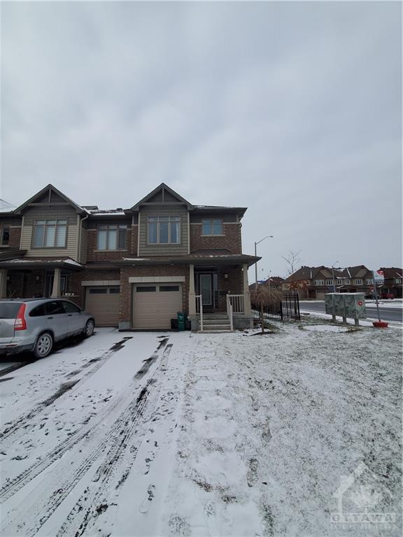 182 Hawkshaw Crescent, Home with 3 bedrooms, 3 bathrooms and 3 parking in Ottawa ON | Image 1