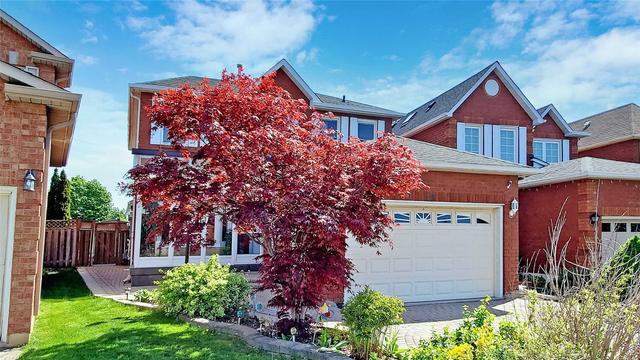 19 Croteau Cres, House detached with 4 bedrooms, 4 bathrooms and 4 parking in Vaughan ON | Image 12