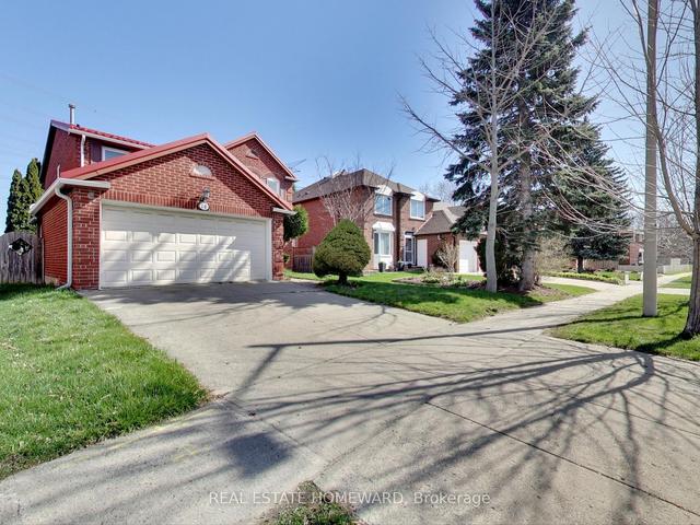 14 Summerdale Dr, House detached with 4 bedrooms, 3 bathrooms and 4 parking in Markham ON | Image 23