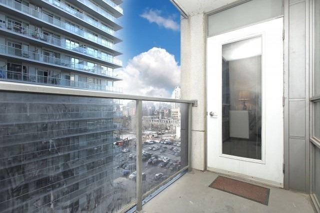 1003 - 20 Blue Jays Way, Condo with 1 bedrooms, 1 bathrooms and 0 parking in Toronto ON | Image 7