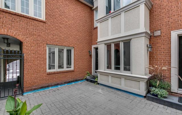 1 - 1356 Bathurst St, Townhouse with 3 bedrooms, 2 bathrooms and 2 parking in Toronto ON | Image 12