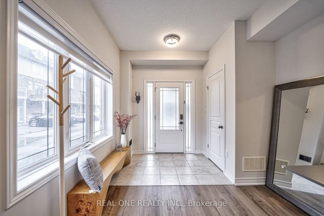 654 Kemp Common, House attached with 2 bedrooms, 2 bathrooms and 2 parking in Burlington ON | Image 26