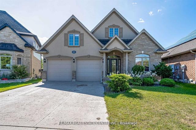 124 Mission Rd, House detached with 4 bedrooms, 3 bathrooms and 6 parking in Brantford ON | Image 1