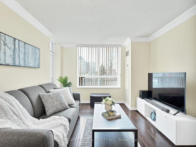 102 - 23 Oneida Cres, Condo with 2 bedrooms, 1 bathrooms and 2 parking in Richmond Hill ON | Image 4