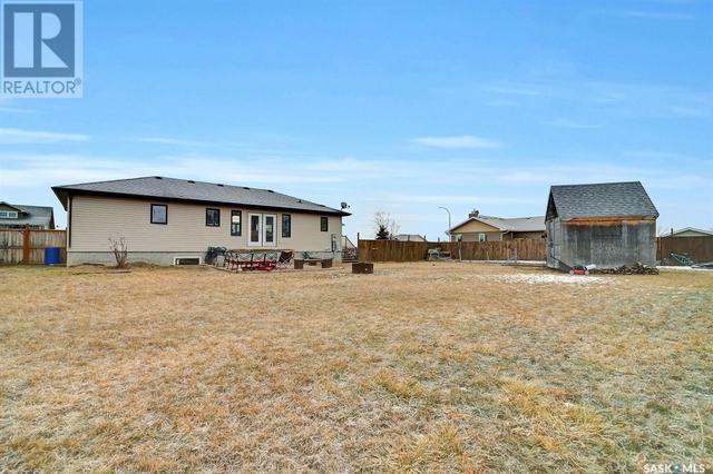668 Riche Street, House detached with 5 bedrooms, 2 bathrooms and null parking in Bethune SK | Image 33