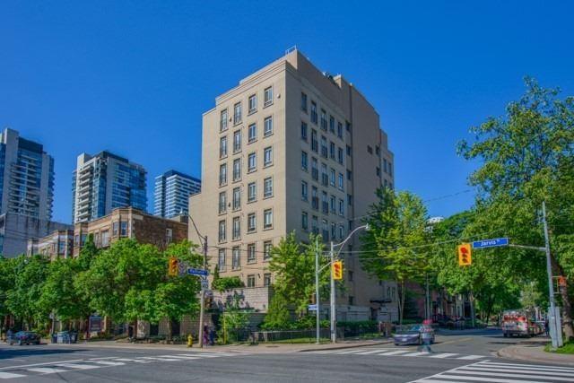 405 - 135 Maitland St, Condo with 2 bedrooms, 1 bathrooms and null parking in Toronto ON | Image 1
