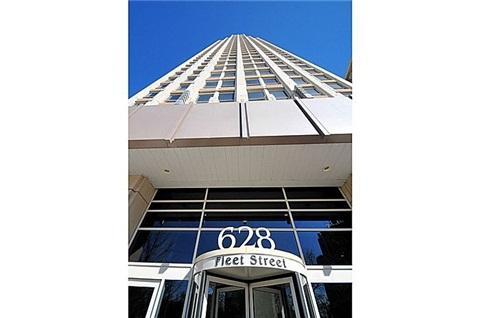 2702 - 628 Fleet St, Condo with 2 bedrooms, 2 bathrooms and 1 parking in Toronto ON | Image 1