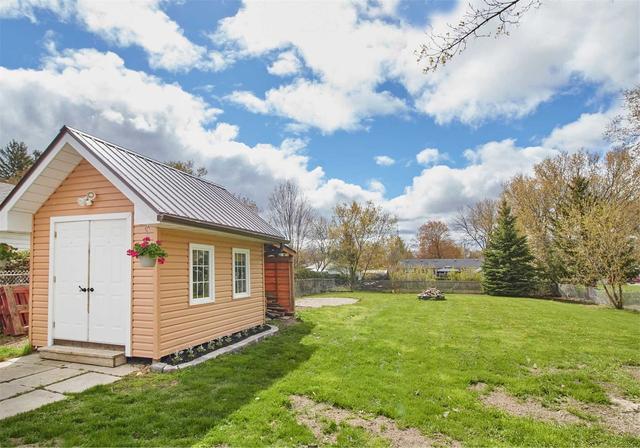 153 King St, House detached with 2 bedrooms, 2 bathrooms and 3 parking in Kawartha Lakes ON | Image 27