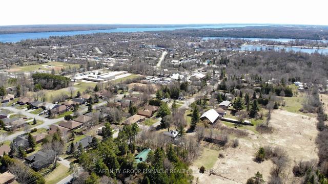 100 Reid St, House detached with 2 bedrooms, 1 bathrooms and 7 parking in Kawartha Lakes ON | Image 26