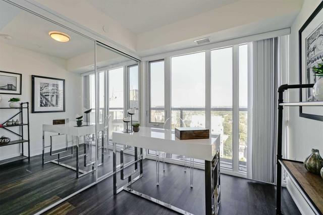 2308 - 89 Mcgill St, Condo with 3 bedrooms, 2 bathrooms and 1 parking in Toronto ON | Image 10